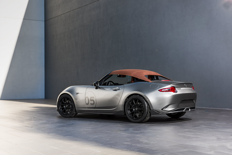 Illustration for article titled The Mazda MX-5 Spyder And Speedster Concepts Prove Roofs Are Overrated And So Are Windshields